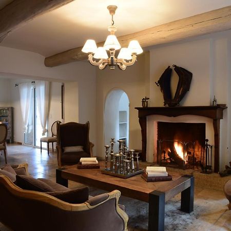 Chateau Des Bertrands Le Cannet-des-Maures Luaran gambar