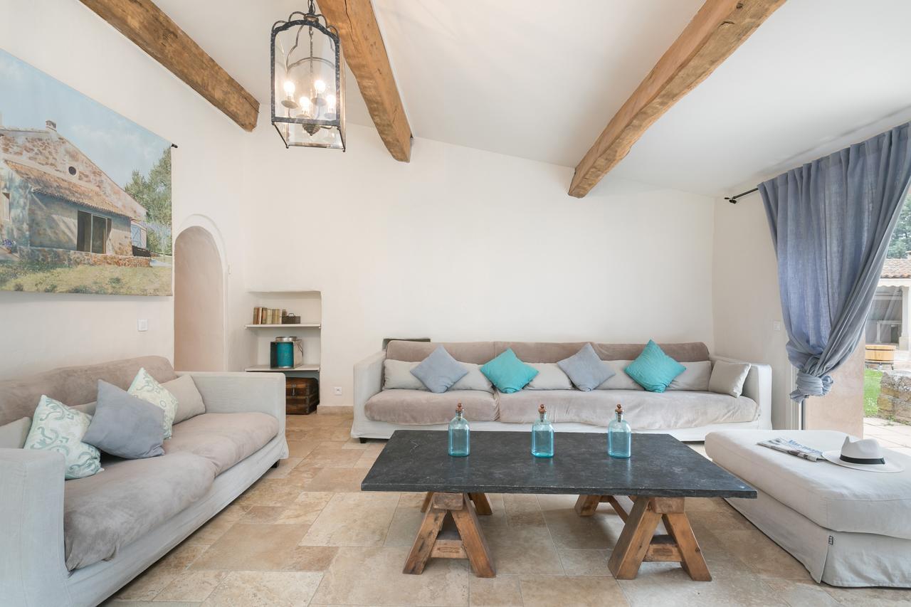Chateau Des Bertrands Le Cannet-des-Maures Luaran gambar